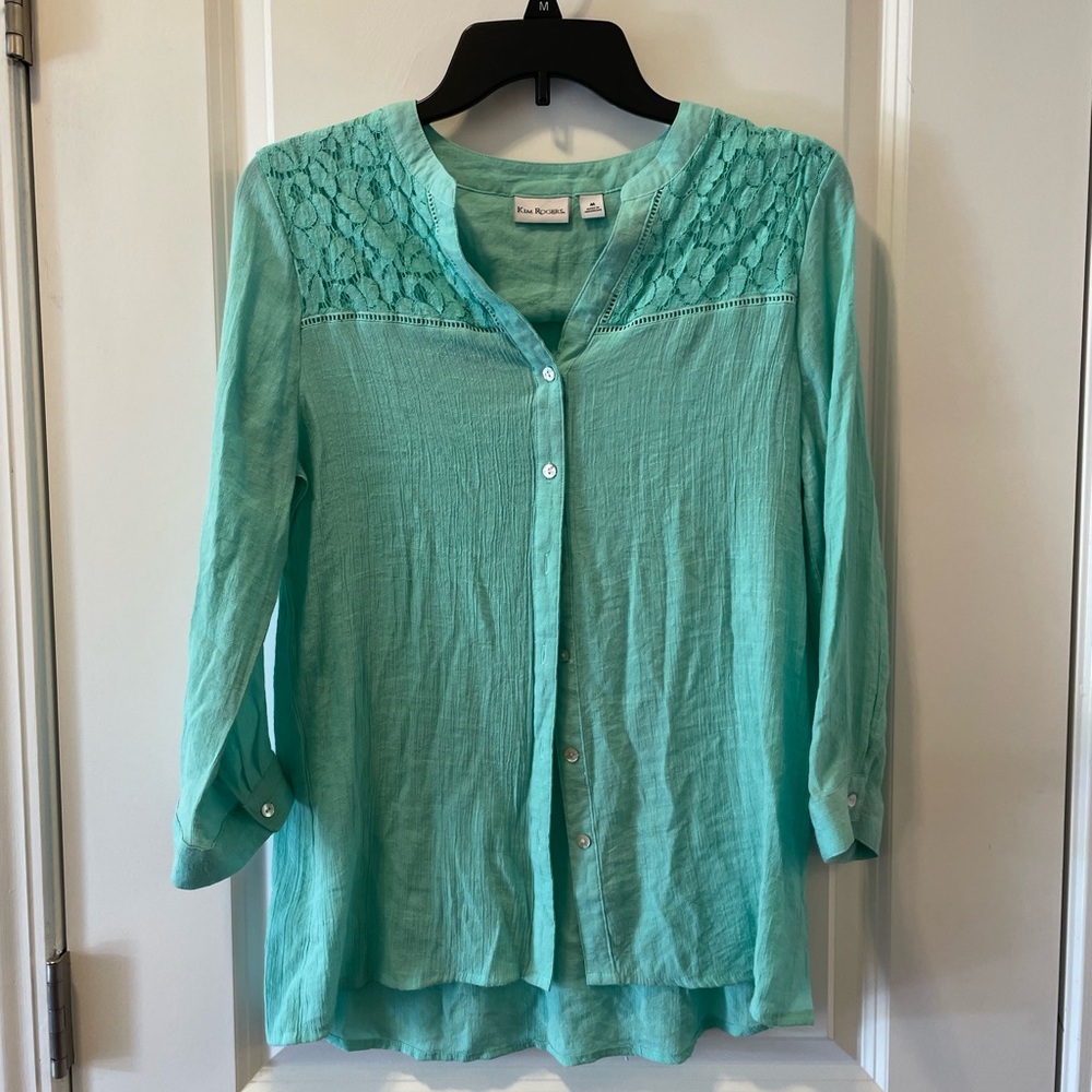 ✨ 4/$20 ✨ Kim Rogers Seafoam top